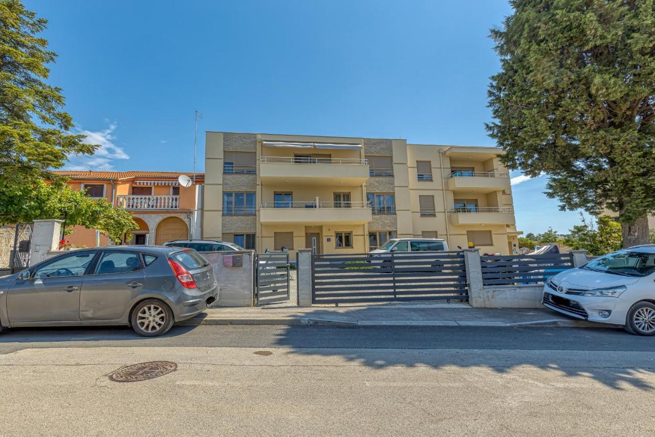 Stoja Apartma *
