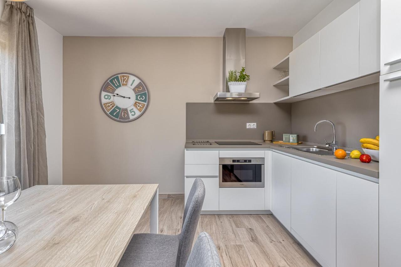 Apartment Stoja *